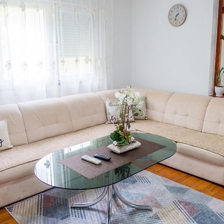 Bega Apartman โมสตาร์ ภายนอก รูปภาพ
